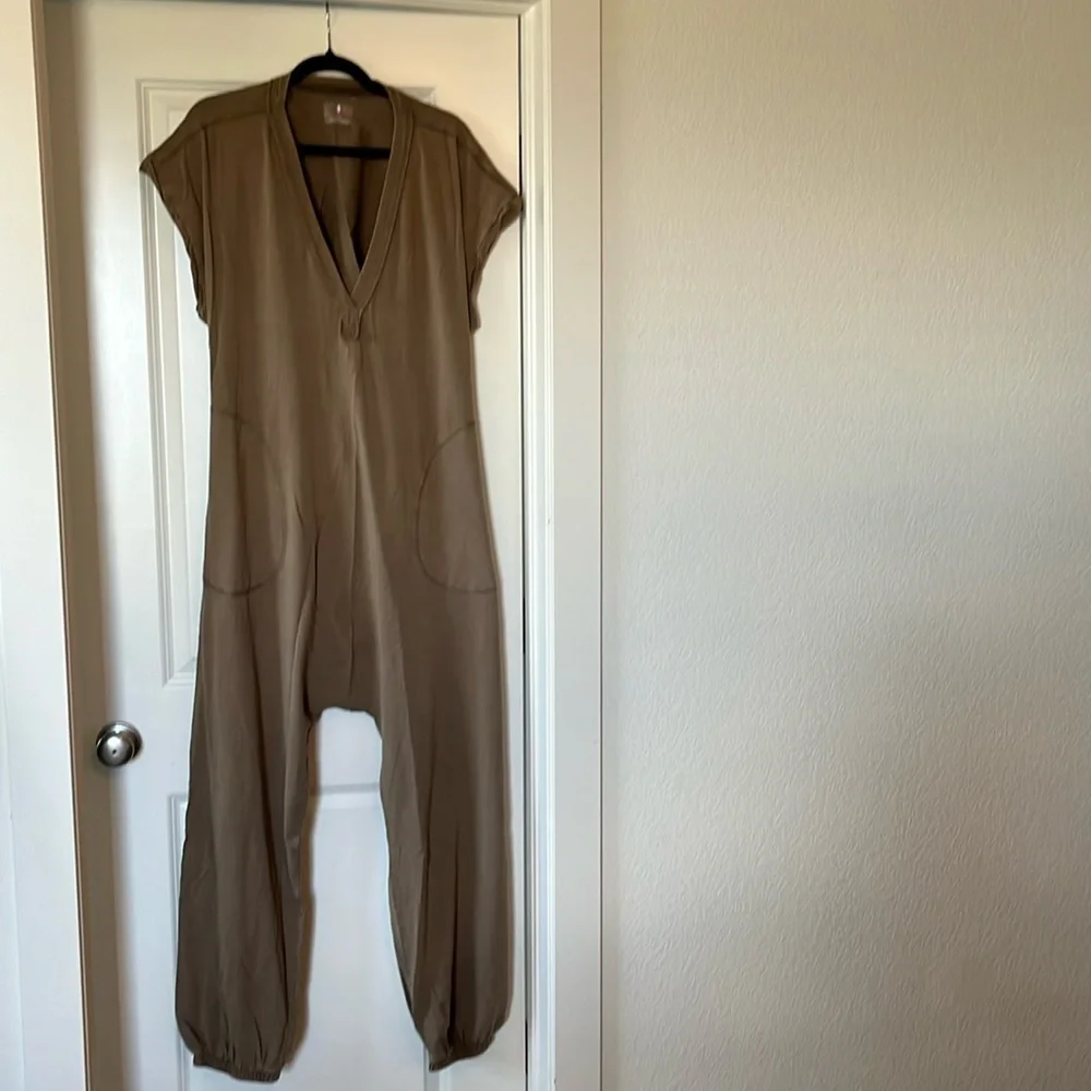 Free People Movement (NWT) Women’s Oregano/Taupe Hot Shot Onesie, Size Large!